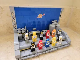 Classic Space - Minifigures Display Stand