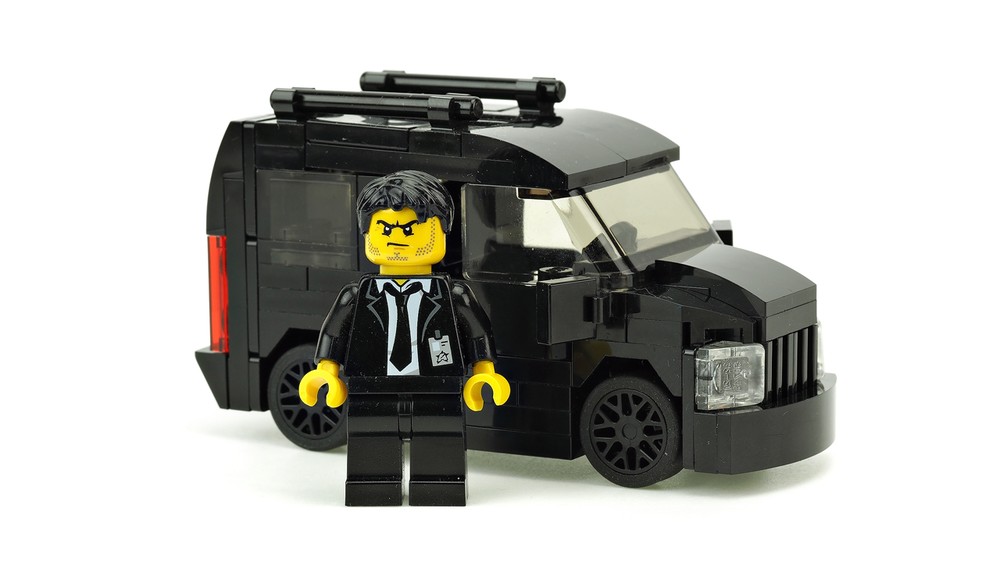 Lego Black Minivan