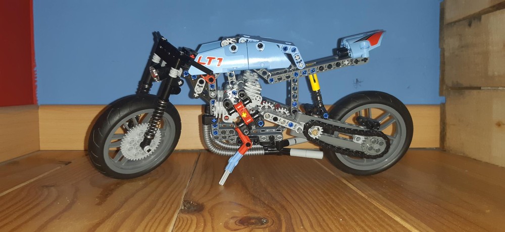 Lego Cafe Racer 42036