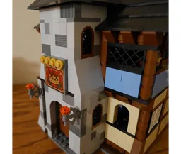 10193 Medieval House with Keep