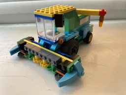10698 - Harvester