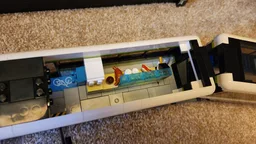Sleek Express Train 8 -wide