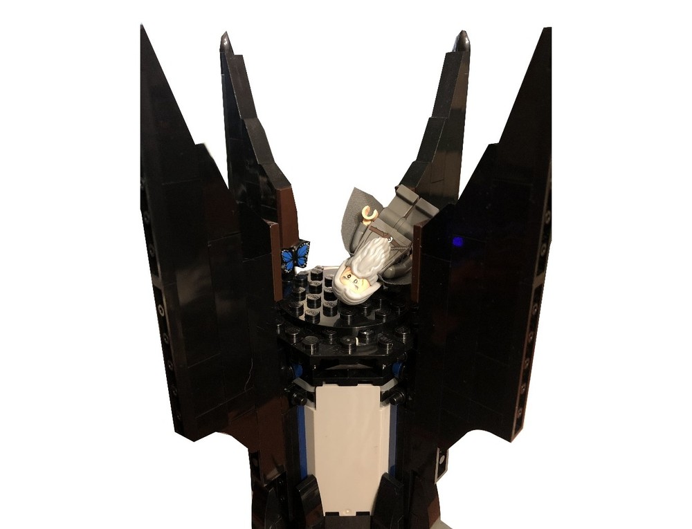 Lego Spinning Gandalf (Modification of the 10237 Tower of Orthanc set)