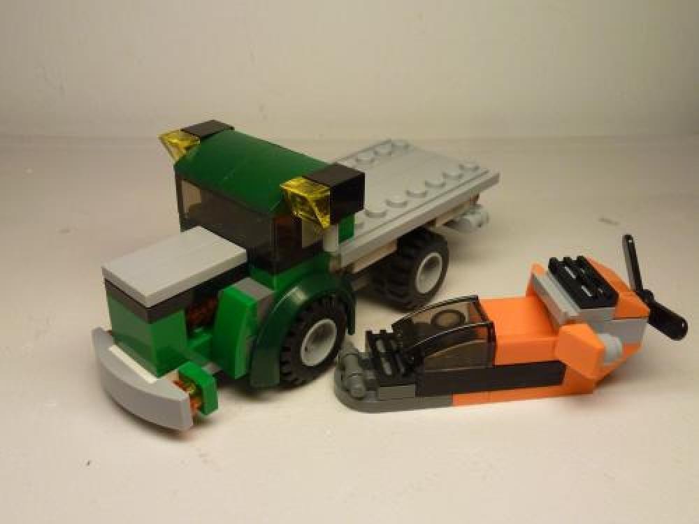 Lego 31043 Flatbed Truck w/Hovercraft 2