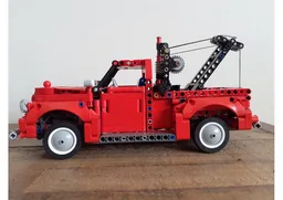 Red Wrecker / Pickup