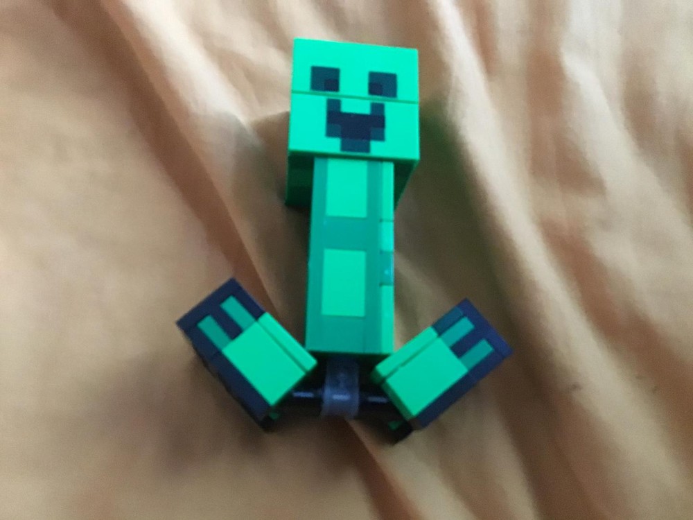Lego Happy creeper