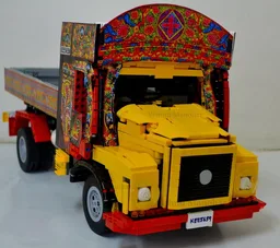 Indian Lorry Tata 1613