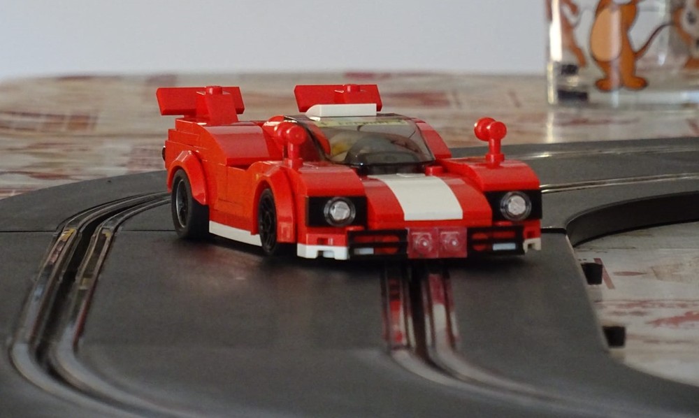 Lego Ferrari 512 S - 8 stud slotcar