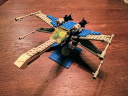 Classic Space X-Wing Starfighter "LL 918" MK I