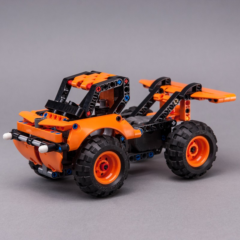 Lego 42135 Racing Truck