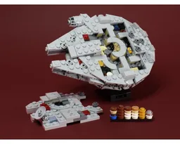 Micro Millennium-Falcon