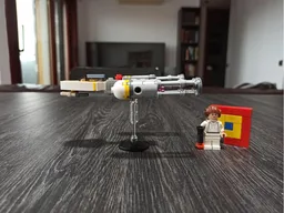 Microscale Y-wing