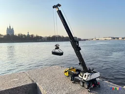 42175 Mobile Crane