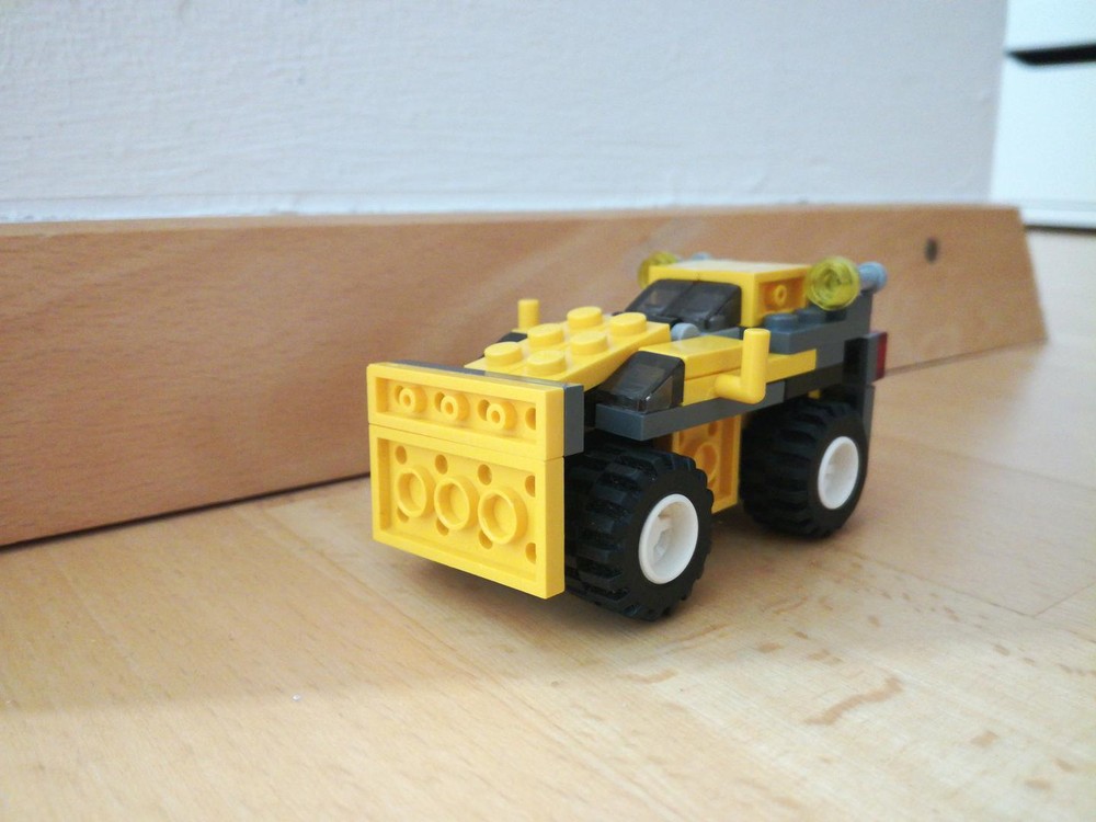 Lego 6742 I-Model Police tank