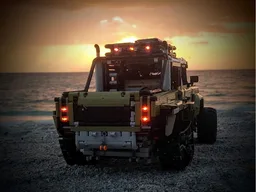 La Centaura (Defender Half-Track)