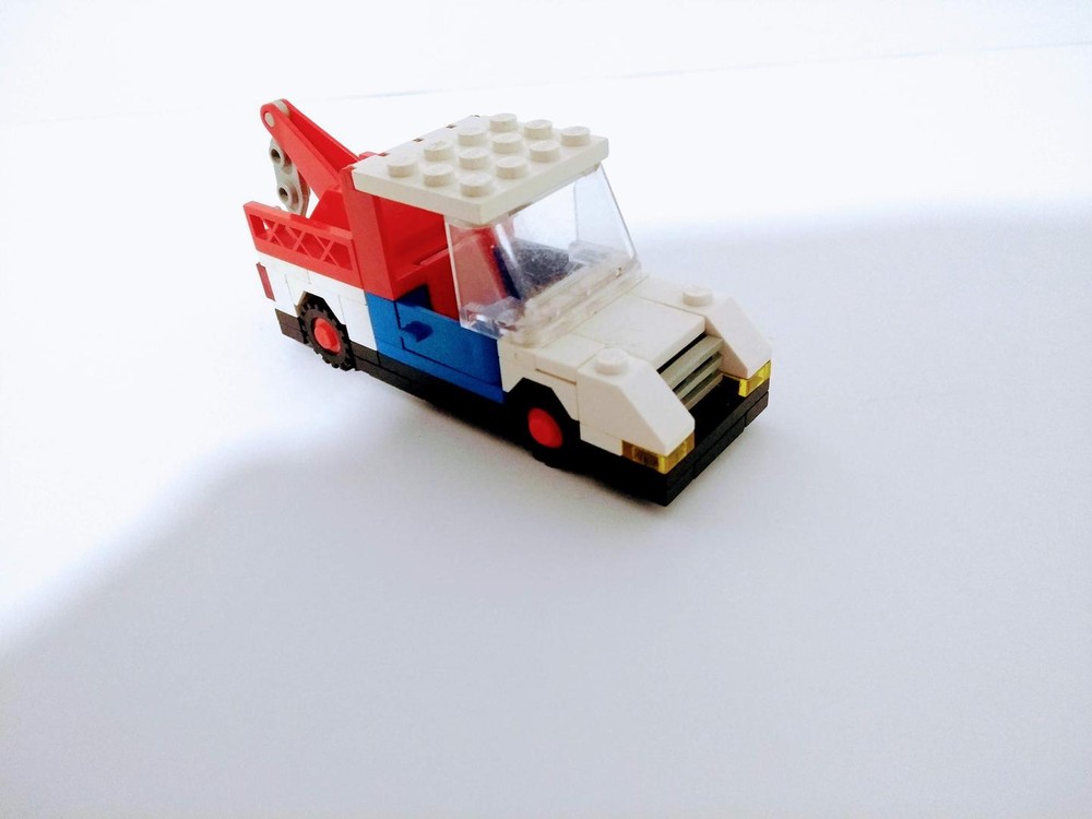 Lego Cute Tow Truck