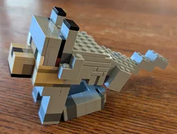 21261 Sitting/Standing Wolf